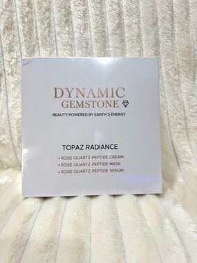 Dynamic Gemstone Rose Quartz Peptide Moisturizer - Pink
